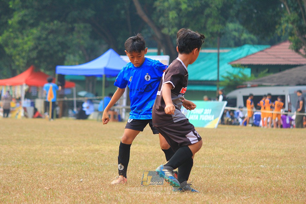ijlu11 big8 190726 steelford united vs jips soccer