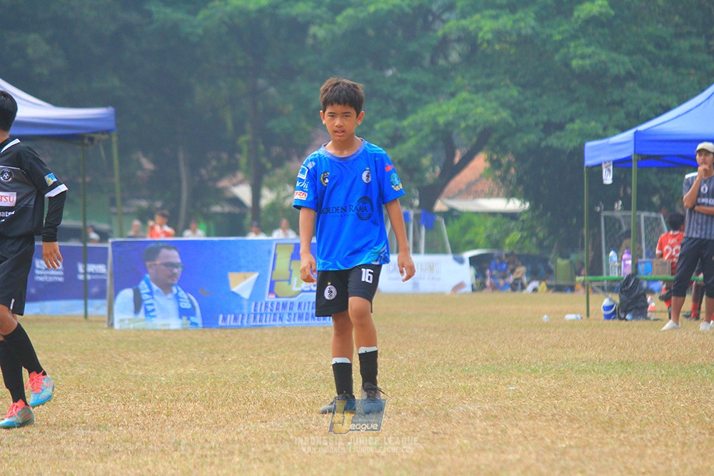 ijlu11 big8 190726 steelford united vs jips soccer