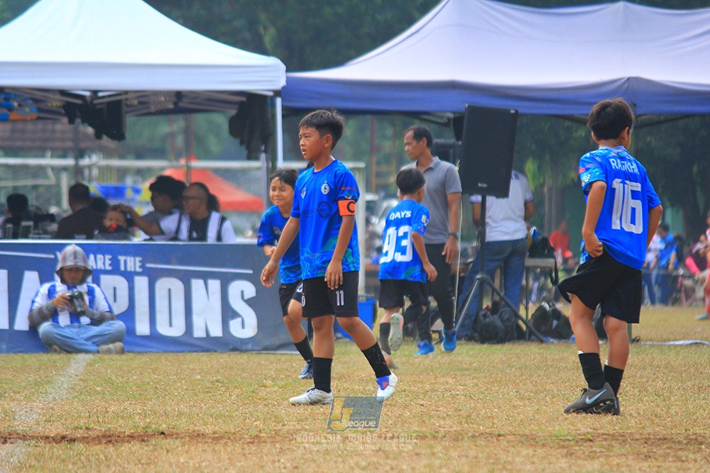 ijlu11 big8 190726 steelford united vs jips soccer