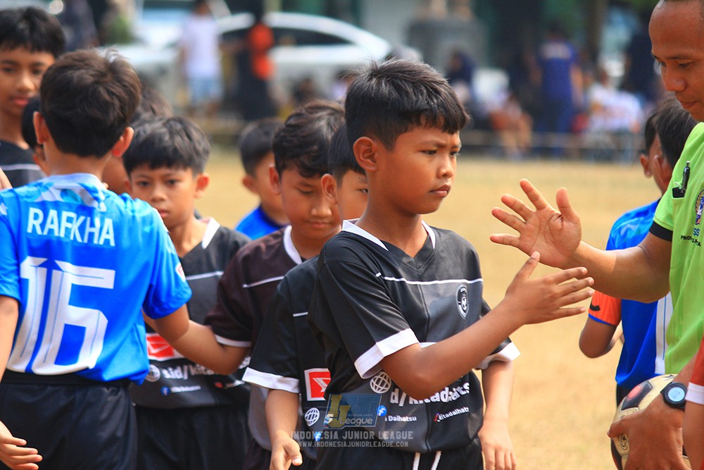 ijlu11 big8 190726 steelford united vs jips soccer