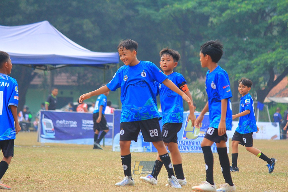 ijlu11 big8 190726 steelford united vs jips soccer