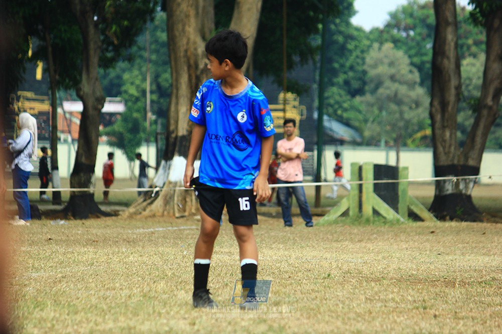 ijlu11 big8 190726 steelford united vs jips soccer