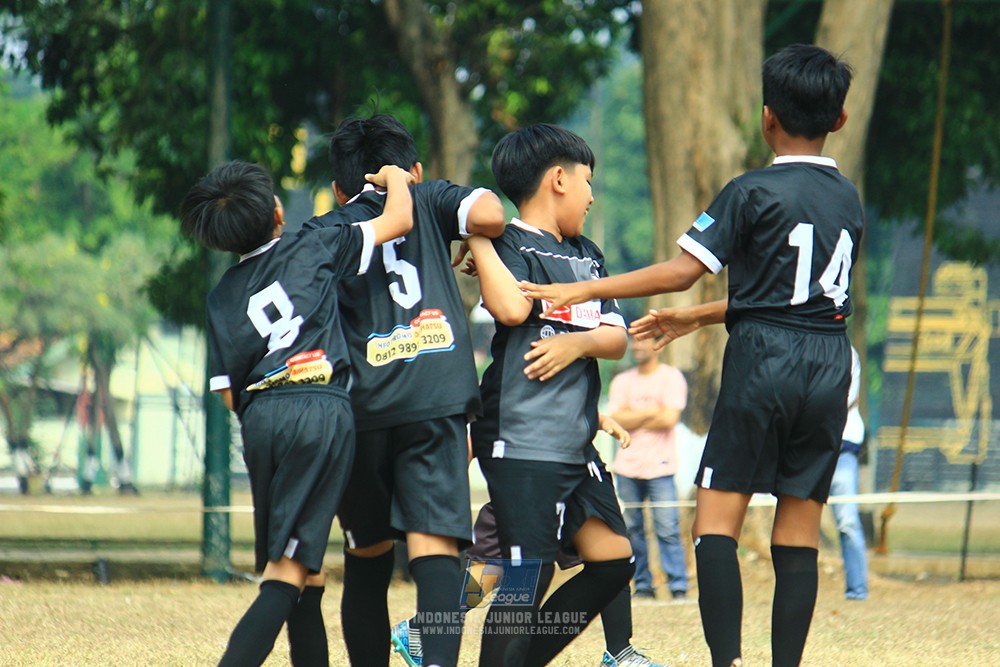 ijlu11 big8 190726 steelford united vs jips soccer