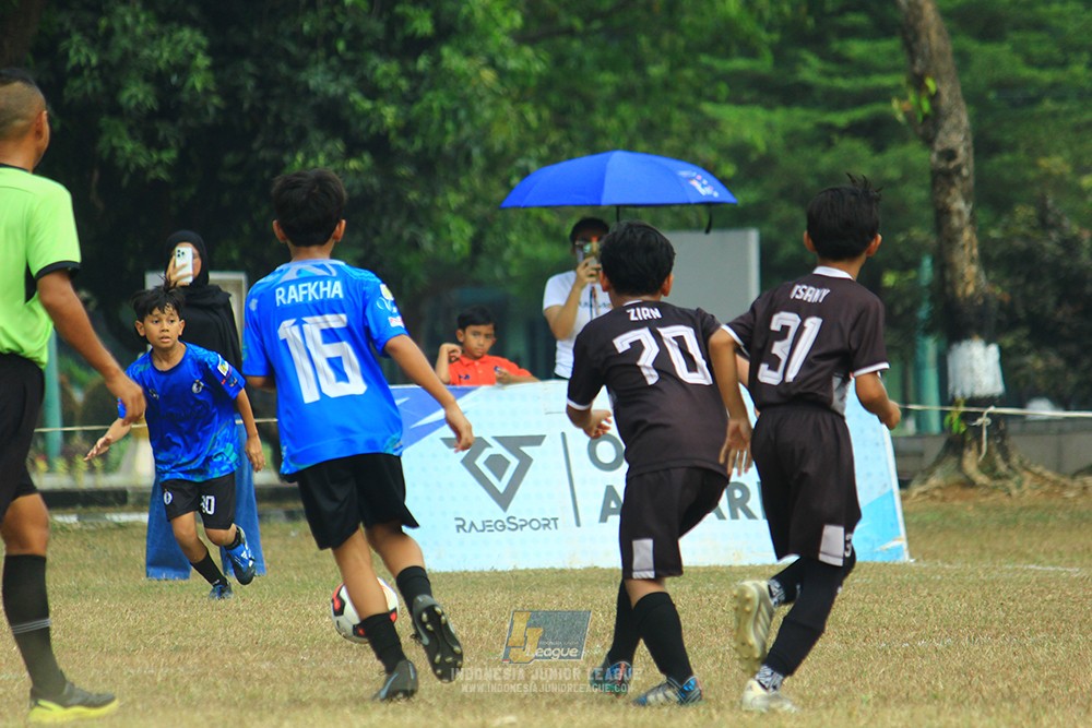 ijlu11 big8 190726 steelford united vs jips soccer