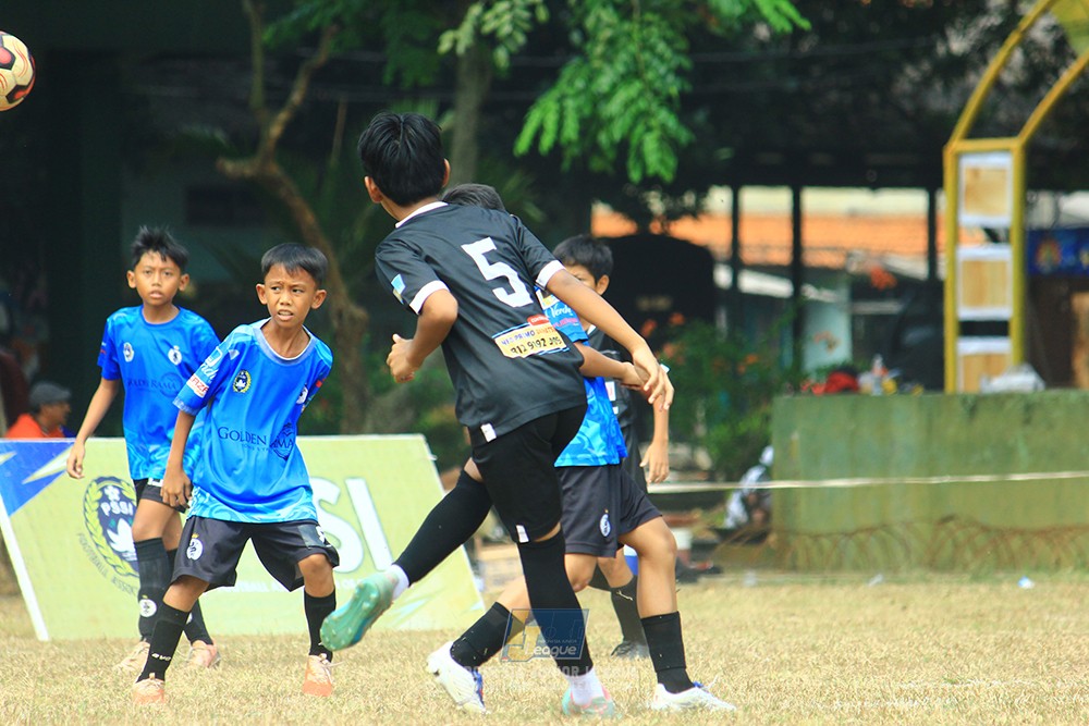 ijlu11 big8 190726 steelford united vs jips soccer