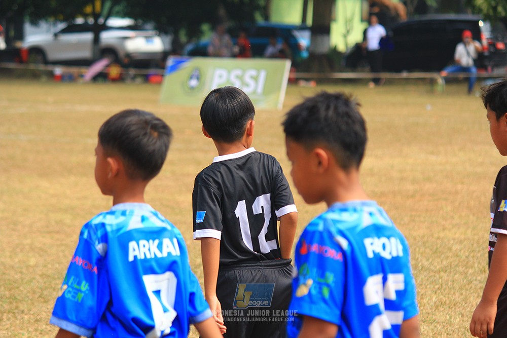ijlu11 big8 190726 steelford united vs jips soccer
