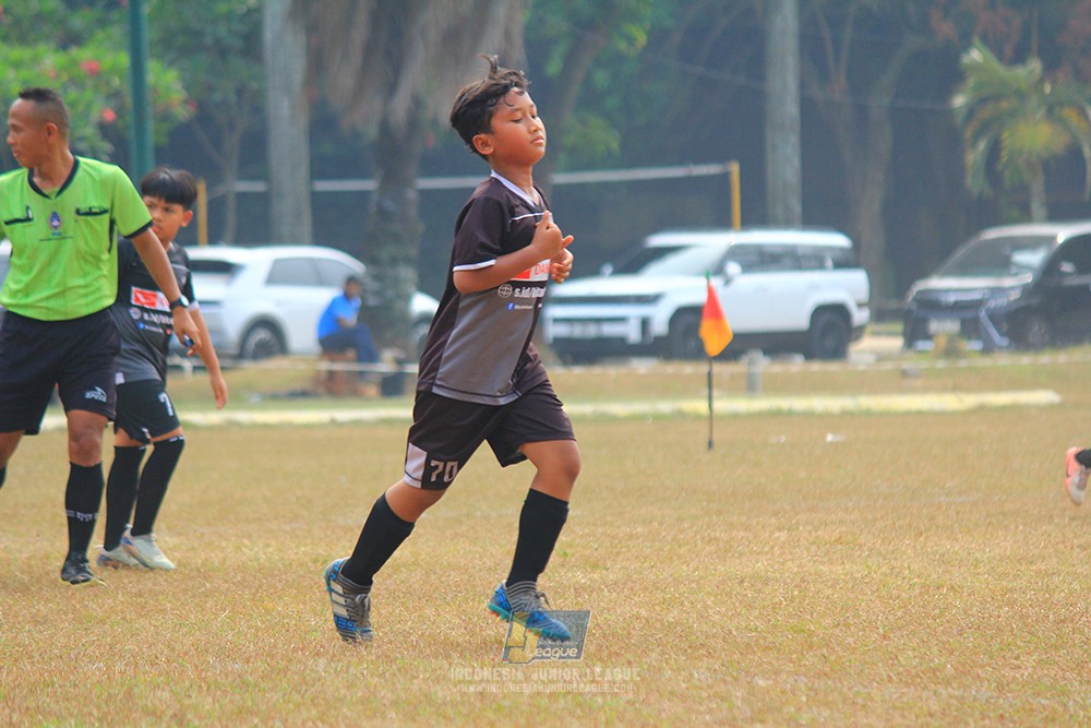 ijlu11 big8 190726 steelford united vs jips soccer