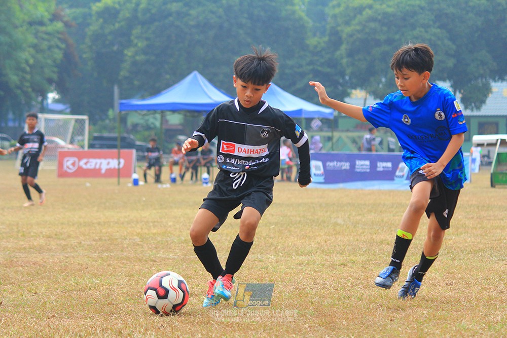 ijlu11 big8 190726 steelford united vs jips soccer