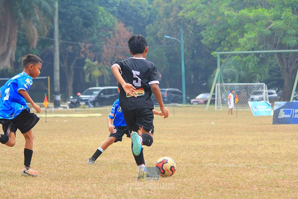 ijlu11 big8 190726 steelford united vs jips soccer