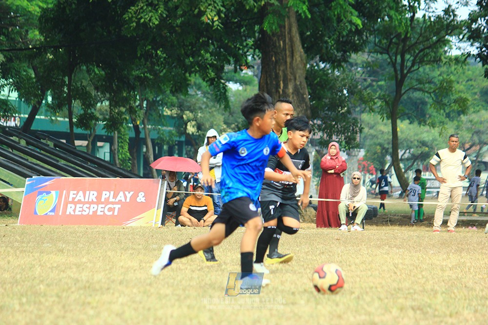 ijlu11 big8 190726 steelford united vs jips soccer