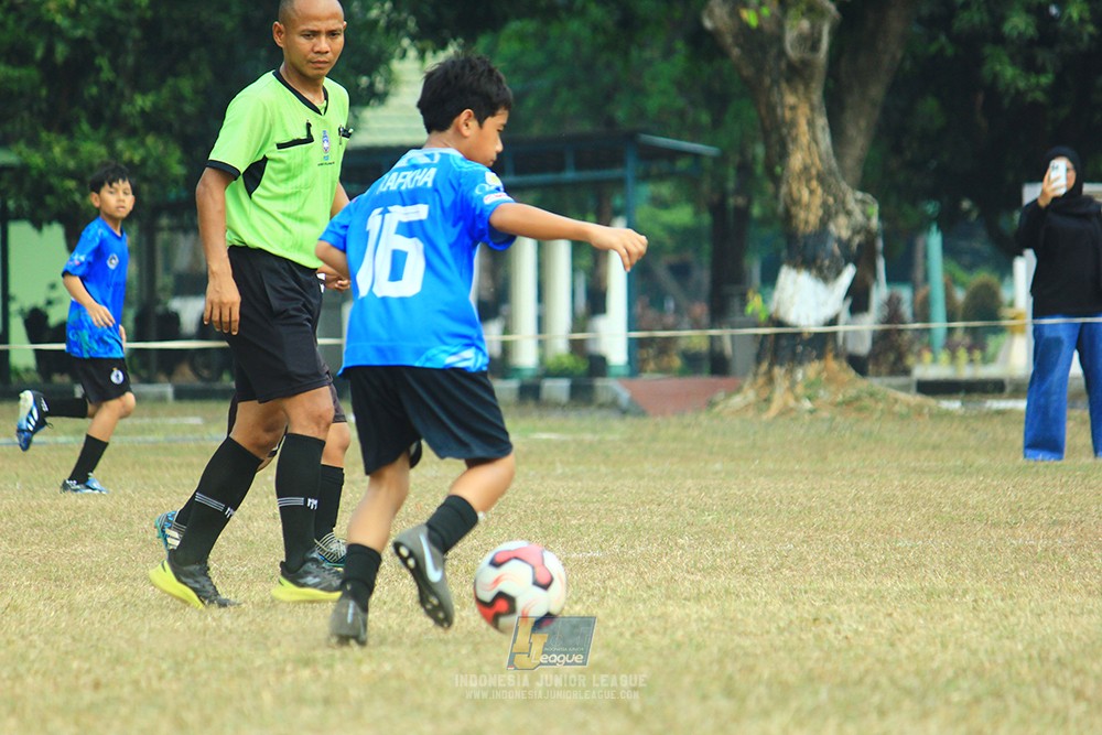 ijlu11 big8 190726 steelford united vs jips soccer