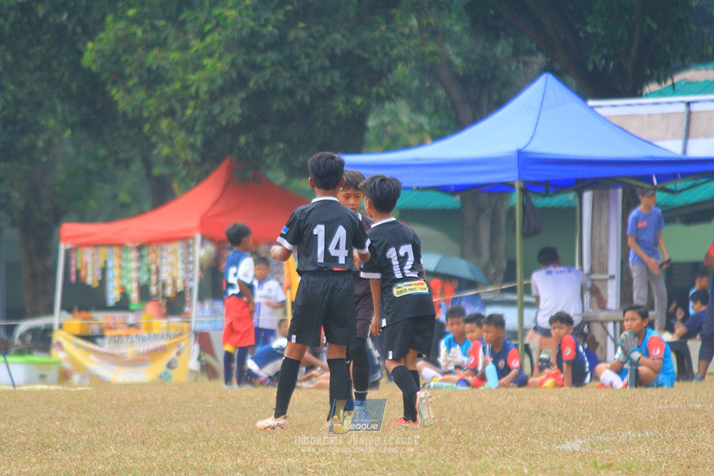 ijlu11 big8 190726 steelford united vs jips soccer