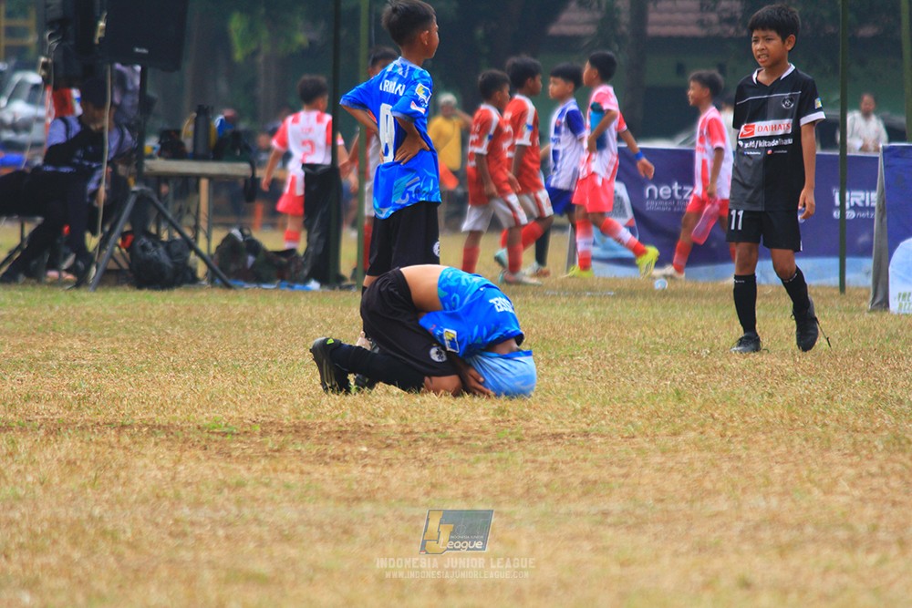 ijlu11 big8 190726 steelford united vs jips soccer