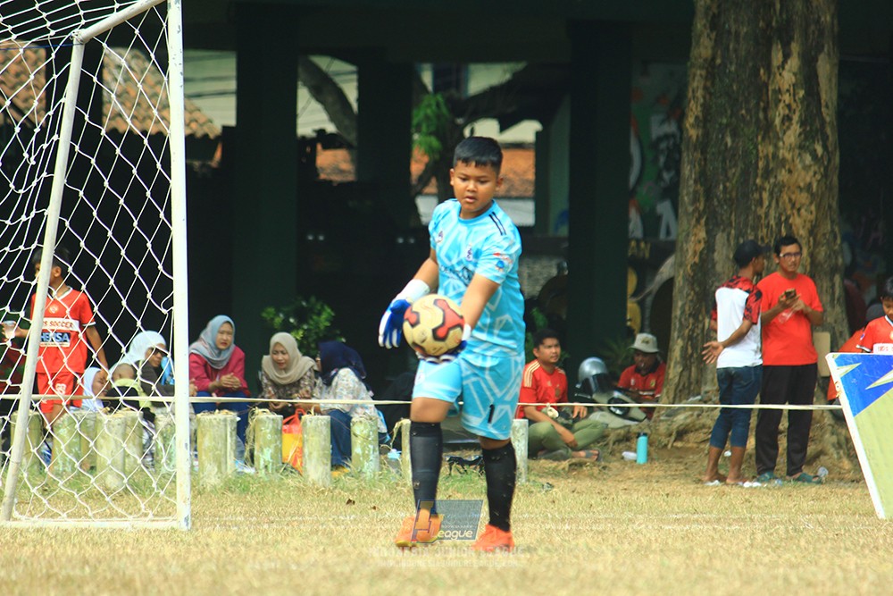ijlu11 big8 190726 steelford united vs jips soccer