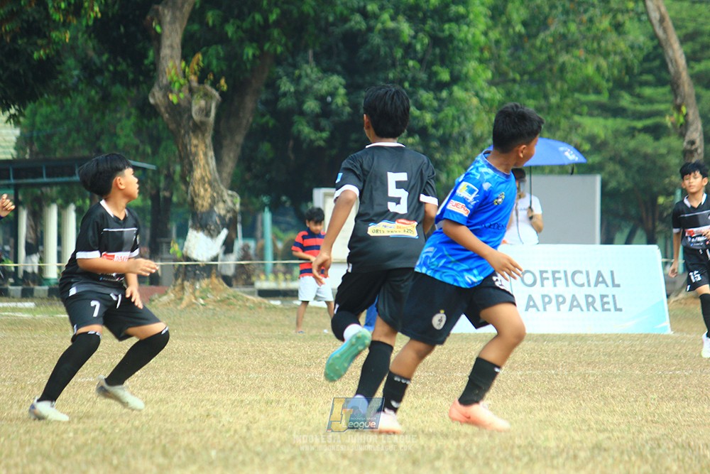 ijlu11 big8 190726 steelford united vs jips soccer