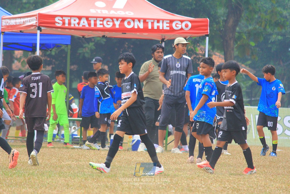 ijlu11 big8 190726 steelford united vs jips soccer
