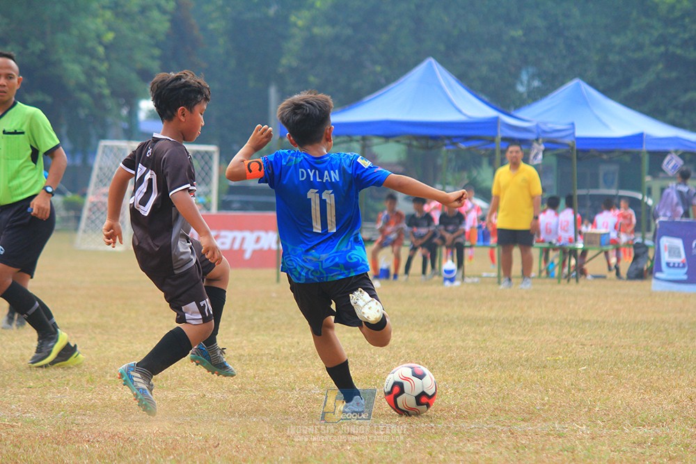 ijlu11 big8 190726 steelford united vs jips soccer