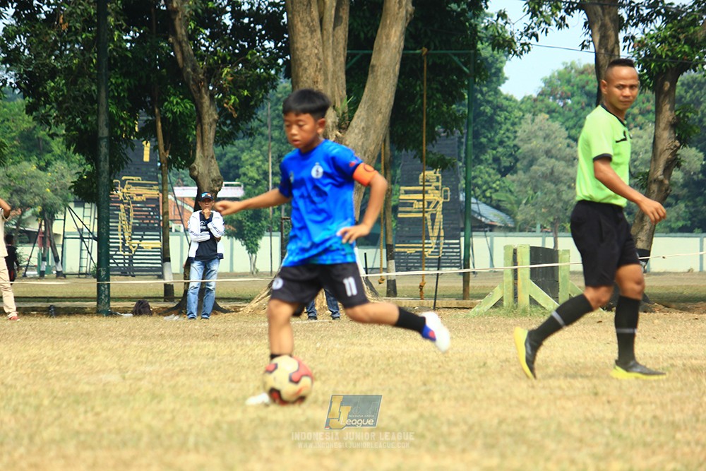 ijlu11 big8 190726 steelford united vs jips soccer