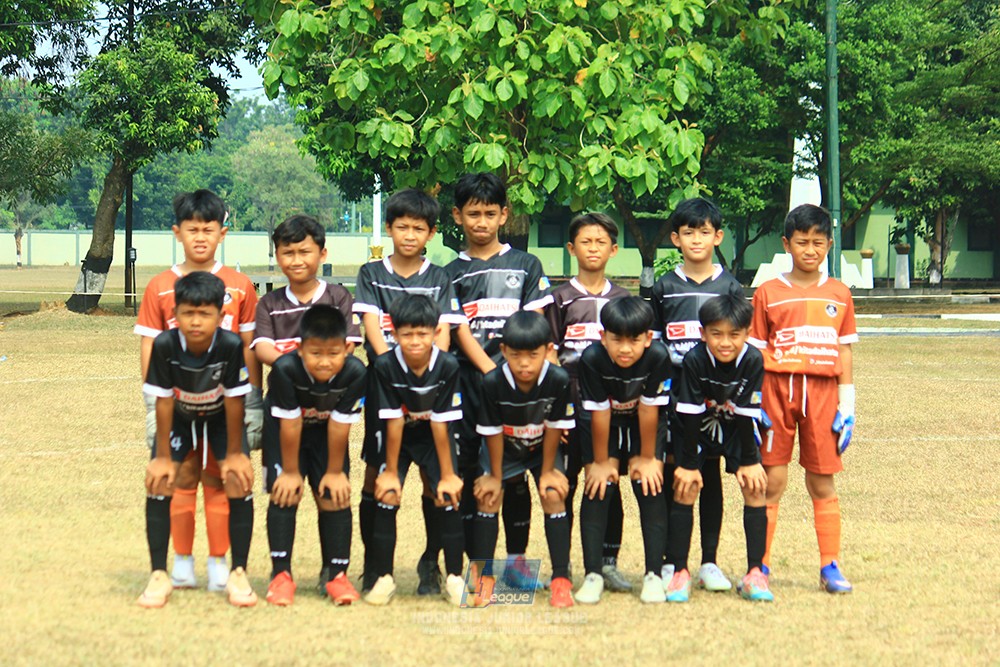 ijlu11 big8 190726 steelford united vs jips soccer