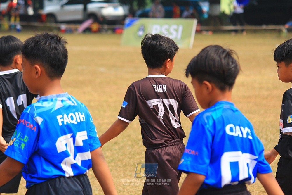 ijlu11 big8 190726 steelford united vs jips soccer