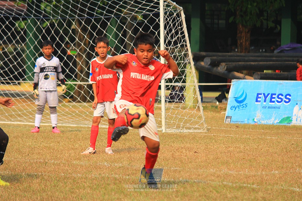 ijlu11 big8 190726 steelford united vs putra harapan
