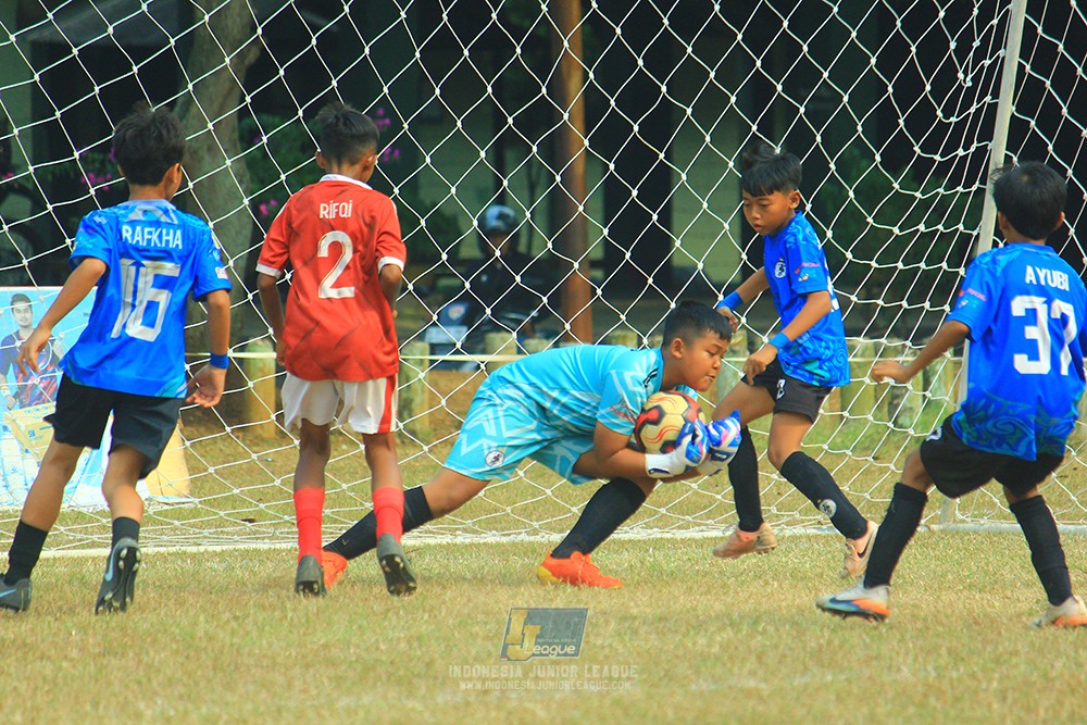 ijlu11 big8 190726 steelford united vs putra harapan