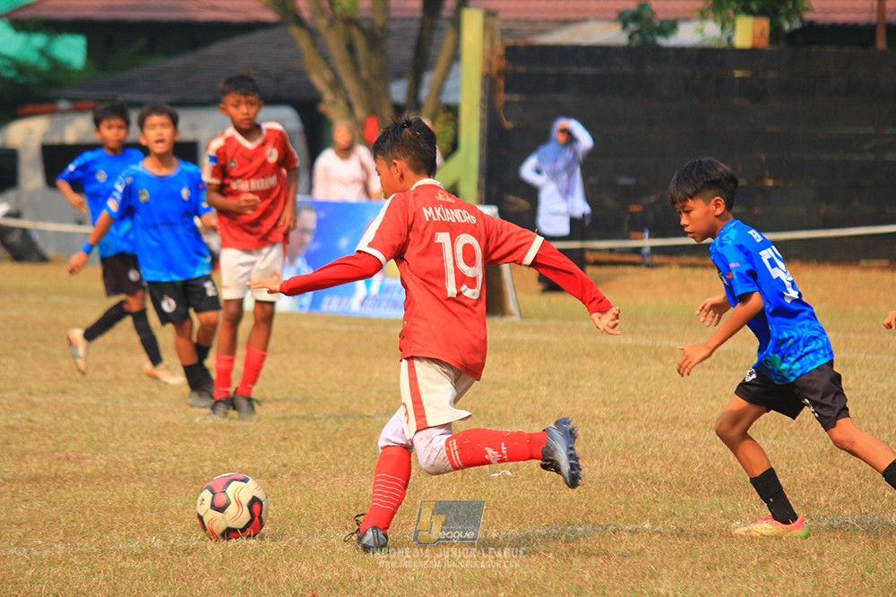 ijlu11 big8 190726 steelford united vs putra harapan