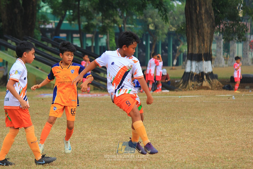 ijlu11 big8 190726 timah united vs provision soccer school