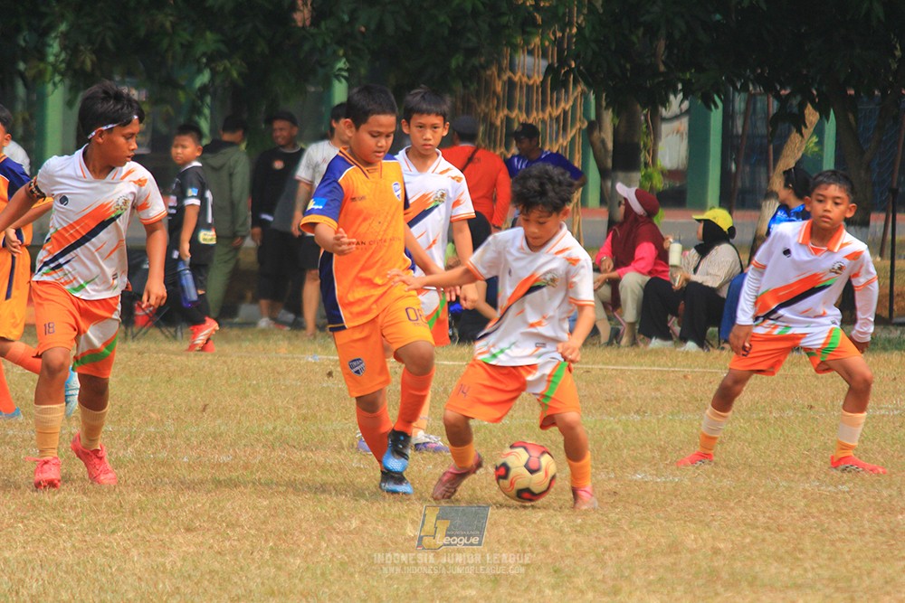 ijlu11 big8 190726 timah united vs provision soccer school