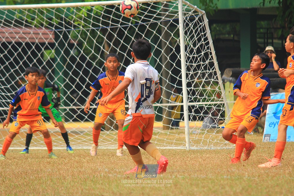 ijlu11 big8 190726 timah united vs provision soccer school