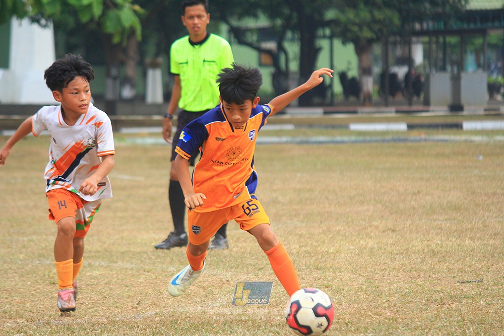 ijlu11 big8 190726 timah united vs provision soccer school