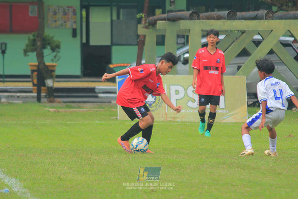 ijlu14 270626 jatiraraharja sukabumi vs banteng united