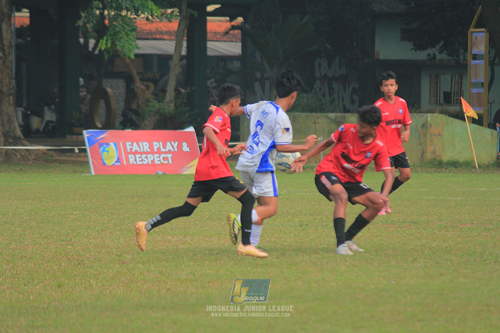 ijlu14 270626 jatiraraharja sukabumi vs banteng united