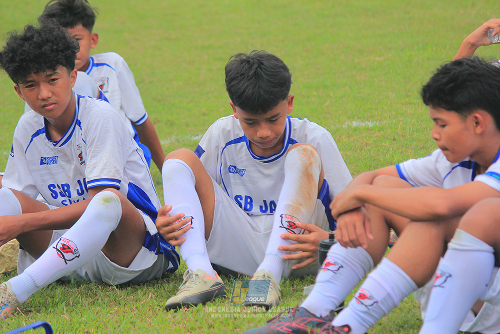 ijlu14 270626 jatiraraharja sukabumi vs banteng united