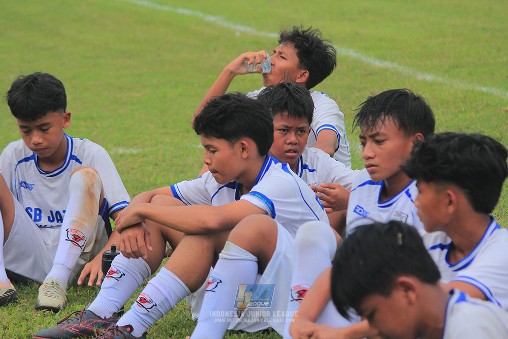 ijlu14 270626 jatiraraharja sukabumi vs banteng united