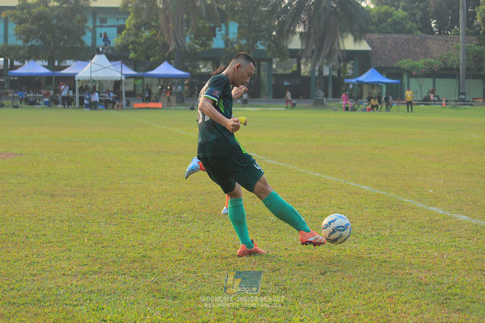 ijlu14 270626 tajimalela fa vs assist soccer school