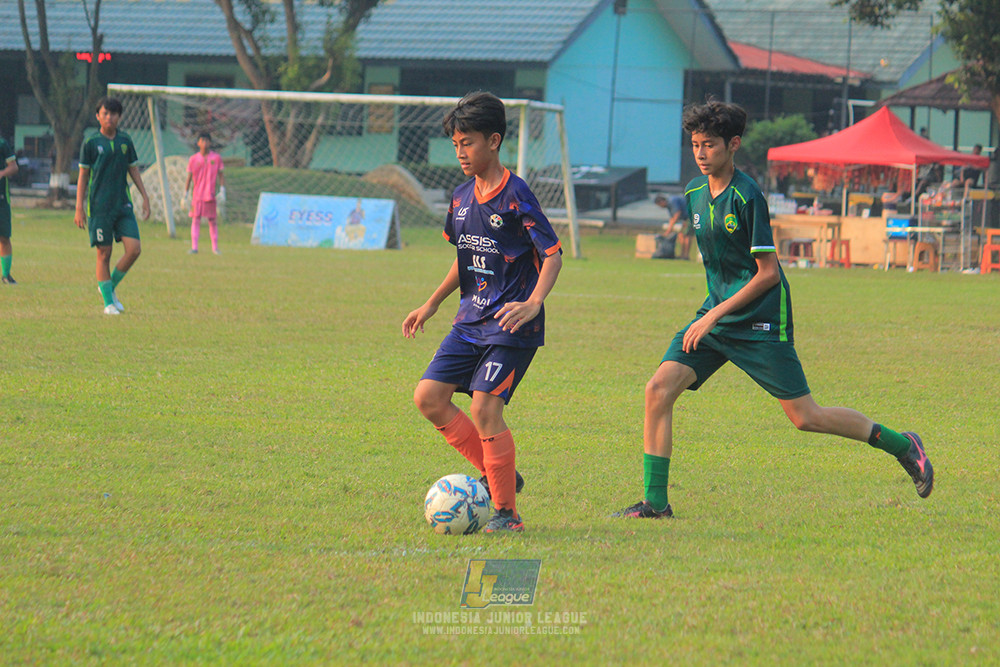 ijlu14 270626 tajimalela fa vs assist soccer school