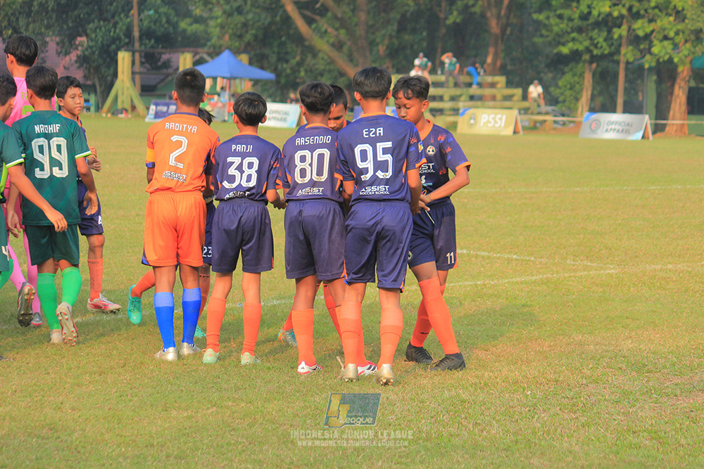 ijlu14 270626 tajimalela fa vs assist soccer school
