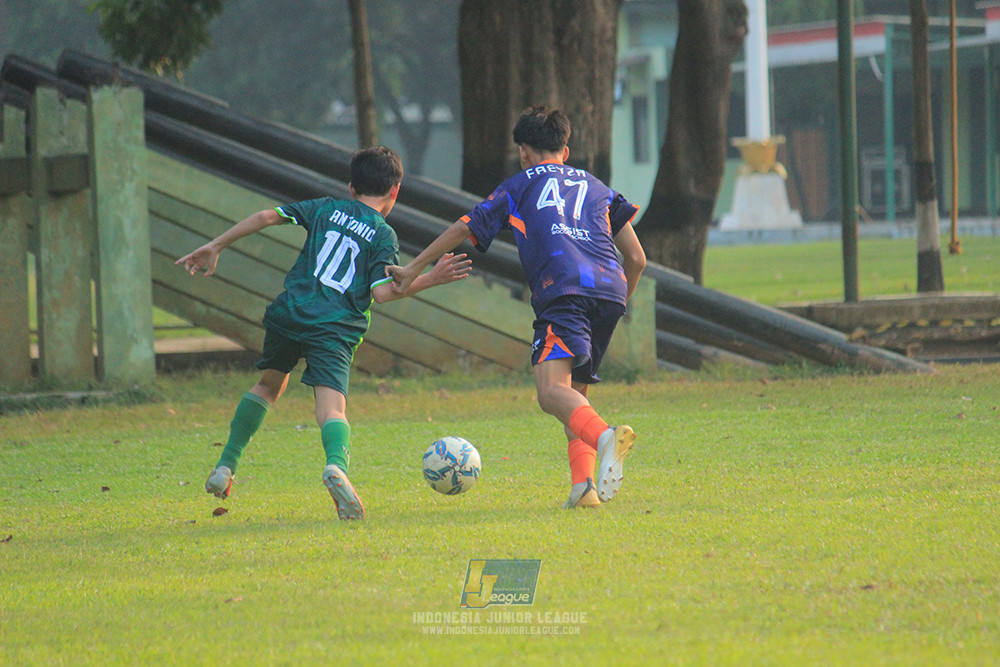 ijlu14 270626 tajimalela fa vs assist soccer school