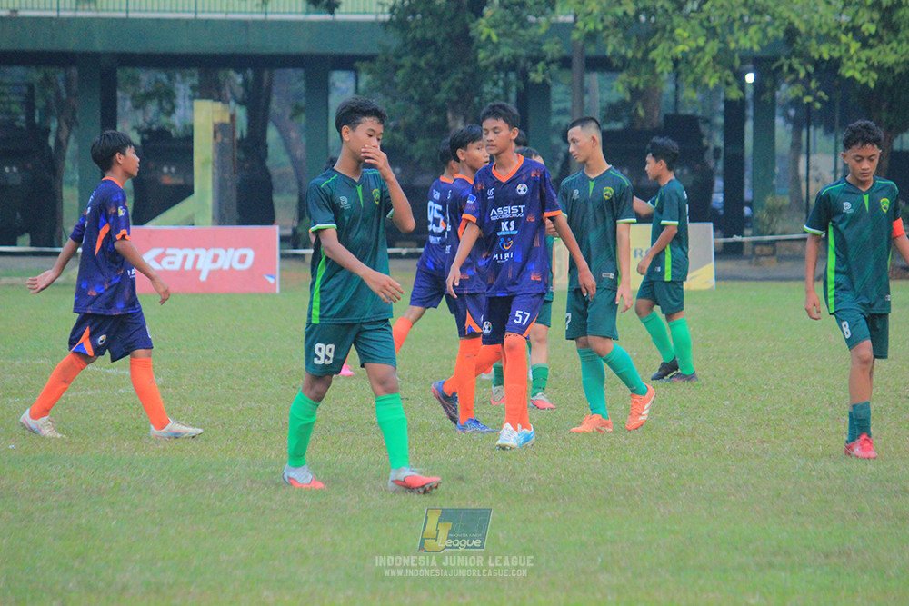 ijlu14 270626 tajimalela fa vs assist soccer school