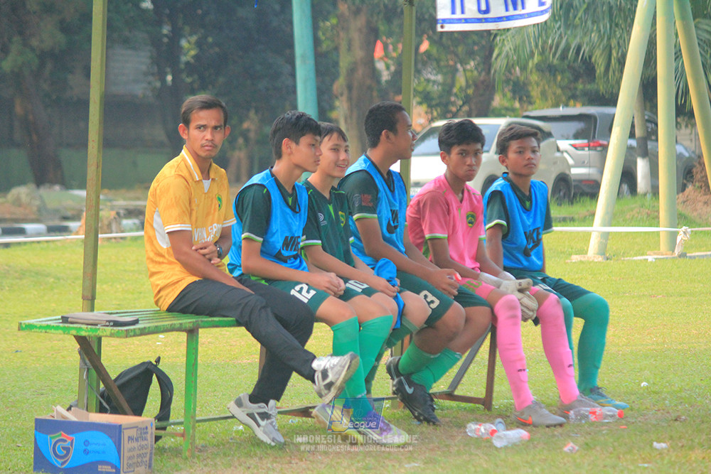 ijlu14 270626 tajimalela fa vs assist soccer school