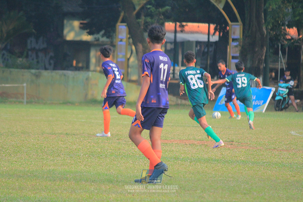 ijlu14 270626 tajimalela fa vs assist soccer school