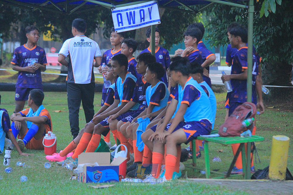 ijlu14 270626 tajimalela fa vs assist soccer school