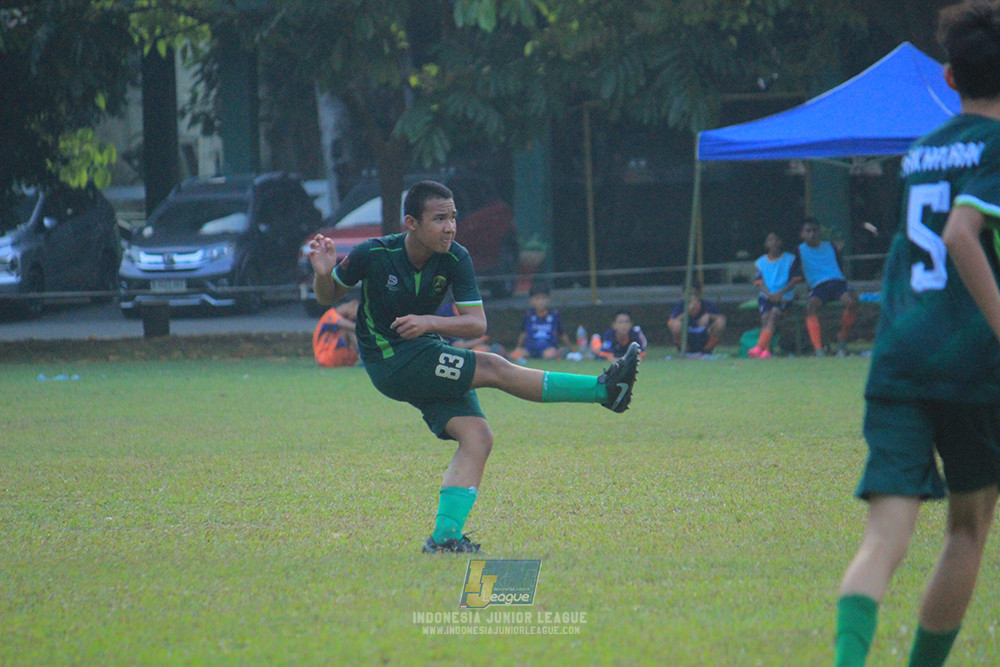 ijlu14 270626 tajimalela fa vs assist soccer school