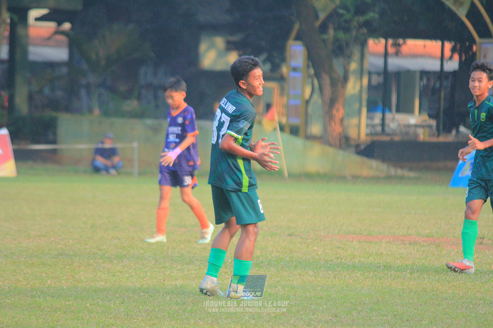 ijlu14 270626 tajimalela fa vs assist soccer school