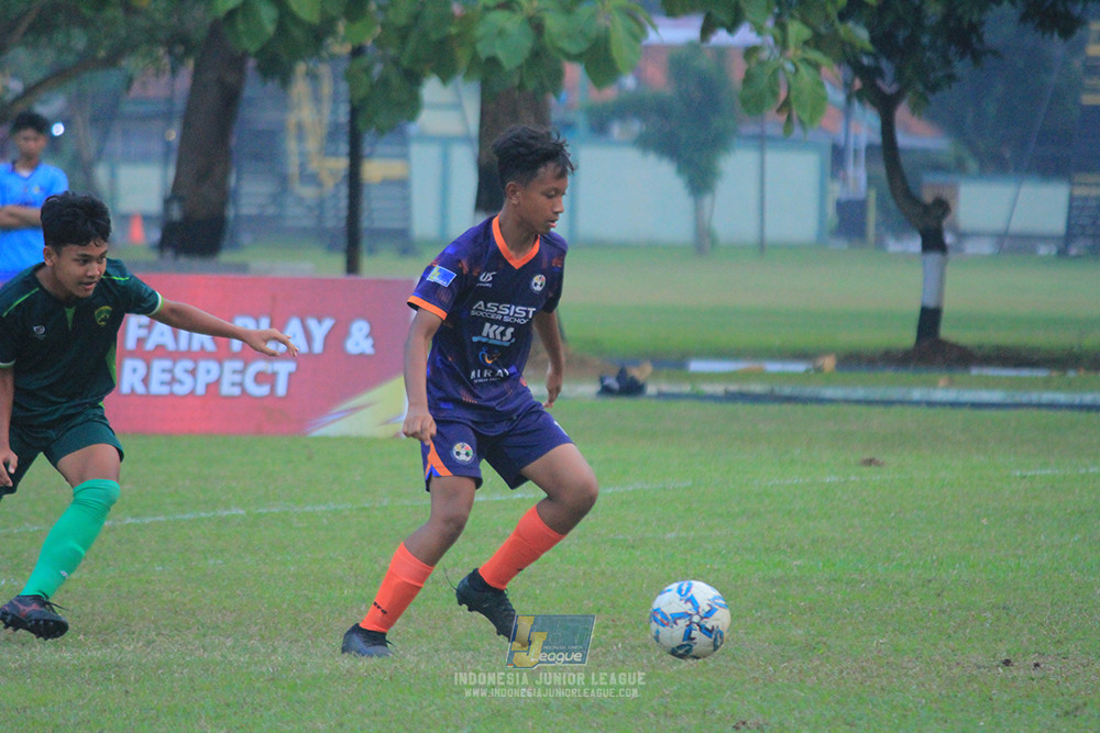 ijlu14 270626 tajimalela fa vs assist soccer school