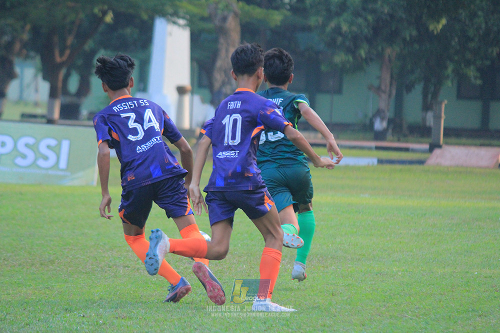 ijlu14 270626 tajimalela fa vs assist soccer school
