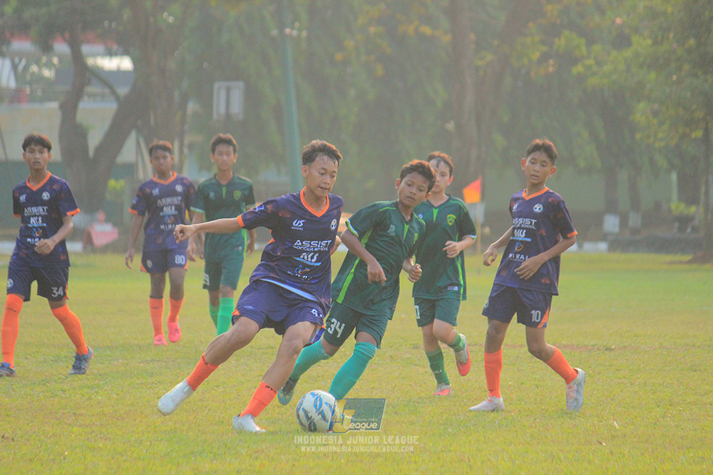 ijlu14 270626 tajimalela fa vs assist soccer school