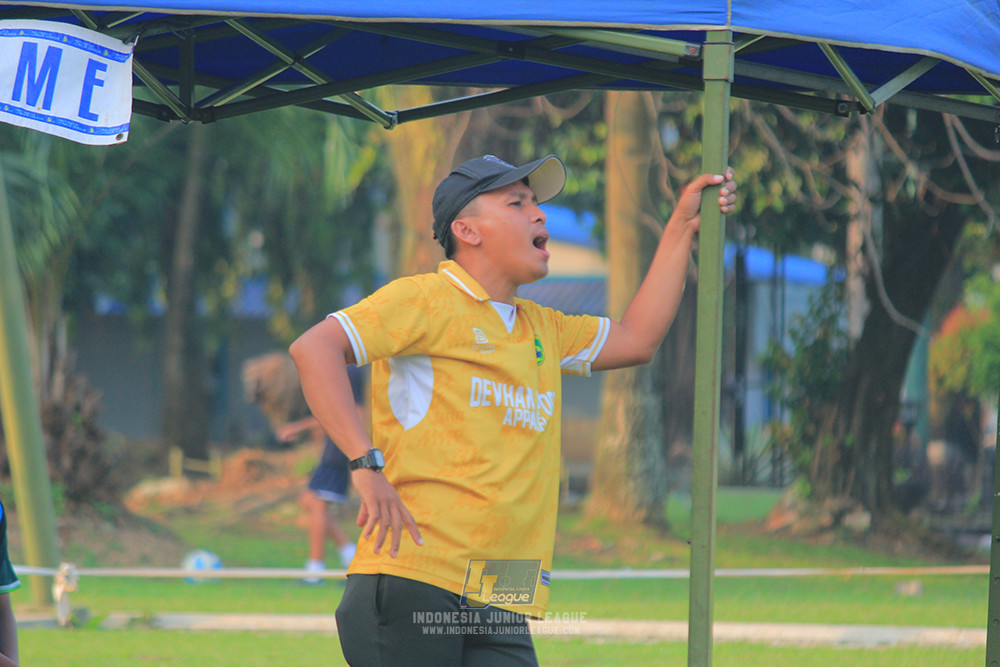 ijlu14 270626 tajimalela fa vs assist soccer school
