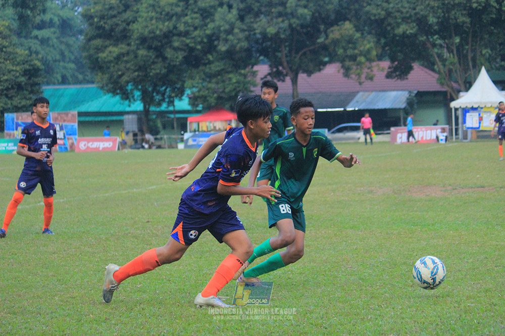 ijlu14 270626 tajimalela fa vs assist soccer school